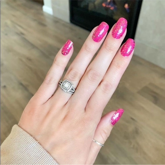 *Retired* Color Street: LA Dreams | Barbie Hot Pink Rose Gold Glitter Sparkle - Picture 9 of 16